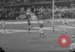 Standbild Fußballspiel New York United States USA, 1958, aus Sekunde 18 historischem Filmmaterial Videoclip 65675045484