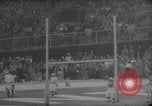 Standbild Fußballspiel New York United States USA, 1958, aus Sekunde 32 historischem Filmmaterial Videoclip 65675045484