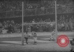 Standbild Fußballspiel New York United States USA, 1958, aus Sekunde 35 historischem Filmmaterial Videoclip 65675045484