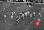 Standbild Fußballspiel South Bend Indiana USA, 1967, aus Sekunde 29 historischem Filmmaterial Videoclip 65675045490