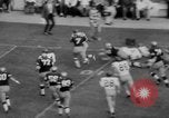 Standbild Fußballspiel South Bend Indiana USA, 1967, aus Sekunde 32 historischem Filmmaterial Videoclip 65675045490