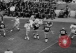 Standbild Fußballspiel South Bend Indiana USA, 1967, aus Sekunde 34 historischem Filmmaterial Videoclip 65675045490