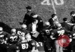 Standbild Fußballspiel South Bend Indiana USA, 1967, aus Sekunde 42 historischem Filmmaterial Videoclip 65675045490