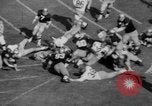 Standbild Fußballspiel South Bend Indiana USA, 1967, aus Sekunde 46 historischem Filmmaterial Videoclip 65675045490