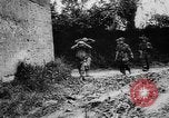 Immagine di Noi di prigionieri di guerra Francia, 1944, secondo 8 filmato di repertorio 65675045507