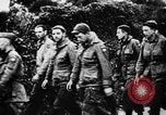 Immagine di Noi di prigionieri di guerra Francia, 1944, secondo 61 filmato di repertorio 65675045507