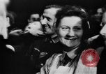 Immagine di Berlin acrobat atto Berlino Germania, 1943, secondo 21 filmato di repertorio 65675045511