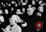 Immagine di Berlin acrobat atto Berlino Germania, 1943, secondo 23 filmato di repertorio 65675045511