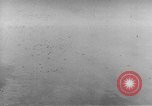 Immagine di B-24 aerei bomba con successo e distruggere la factory tedesca a Gotha Gotha Germania, 1944, secondo 10 filmato di repertorio 65675045545