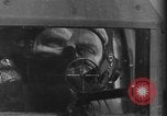 Immagine di B-24 aerei bomba con successo e distruggere la factory tedesca a Gotha Gotha Germania, 1944, secondo 12 filmato di repertorio 65675045545