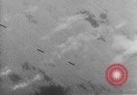 Immagine di B-24 aeromobile Europa, 1944, secondo 9 filmato di repertorio 65675045547