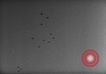 Standbild B-24 Flugzeuge Europa, 1944, aus Sekunde 50 historischem Filmmaterial Videoclip 65675045549