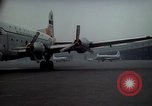 Standbild Flughafen Tempelhof Hangar Berlin Deutschland, 1961, aus Sekunde 24 historischem Filmmaterial Videoclip 65675045564
