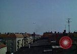 Standbild Flughafen Tempelhof Berlin Deutschland, 1961, aus Sekunde 4 historischem Filmmaterial Videoclip 65675045567