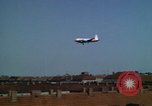 Standbild Flughafen Tempelhof Berlin Deutschland, 1961, aus Sekunde 15 historischem Filmmaterial Videoclip 65675045567