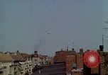 Standbild Flughafen Tempelhof Berlin Deutschland, 1961, aus Sekunde 17 historischem Filmmaterial Videoclip 65675045568