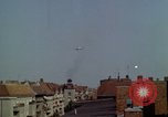 Standbild Flughafen Tempelhof Berlin Deutschland, 1961, aus Sekunde 19 historischem Filmmaterial Videoclip 65675045568