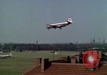 Standbild Flughafen Tempelhof Berlin Deutschland, 1961, aus Sekunde 33 historischem Filmmaterial Videoclip 65675045568
