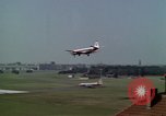 Standbild Flughafen Tempelhof Berlin Deutschland, 1961, aus Sekunde 34 historischem Filmmaterial Videoclip 65675045568