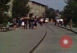 Standbild Flüchtlinge Berlin Deutschland, 1961, aus Sekunde 10 historischem Filmmaterial Videoclip 65675045570