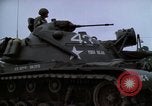 Standbild militärischen Tanks Berlin Deutschland, 1961, aus Sekunde 20 historischem Filmmaterial Videoclip 65675045571