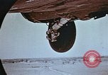 Standbild "Memphis Belle" England, 1943, aus Sekunde 36 historischem Filmmaterial Videoclip 65675045580