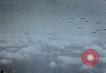 Immagine di Vista della missione da "Memphis Belle" Wilhelmshaven Germania, 1943, secondo 10 filmato di repertorio 65675045582