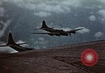 Immagine di Vista della missione da "Memphis Belle" Wilhelmshaven Germania, 1943, secondo 14 filmato di repertorio 65675045582