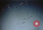 Immagine di Vista della missione da "Memphis Belle" Wilhelmshaven Germania, 1943, secondo 18 filmato di repertorio 65675045582