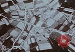 Immagine di Vista della missione da "Memphis Belle" Wilhelmshaven Germania, 1943, secondo 54 filmato di repertorio 65675045582