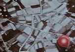 Immagine di Vista della missione da "Memphis Belle" Wilhelmshaven Germania, 1943, secondo 55 filmato di repertorio 65675045582
