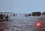 Image B-17s retour de mission de bombardement Royaume-Uni, 1943, de la seconde 49 séquences d'archives historiques vidéo 65675045583