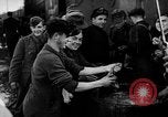 Standbild deutsche Soldaten Ukraine, 1944, aus Sekunde 30 historischem Filmmaterial Videoclip 65675045586