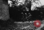 Image des prisonniers de guerre alliés France, 1944, de la seconde 4 séquences d'archives historiques vidéo 65675045597