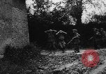 Image des prisonniers de guerre alliés France, 1944, de la seconde 6 séquences d'archives historiques vidéo 65675045597