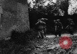 Image des prisonniers de guerre alliés France, 1944, de la seconde 9 séquences d'archives historiques vidéo 65675045597