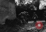 Image des prisonniers de guerre alliés France, 1944, de la seconde 11 séquences d'archives historiques vidéo 65675045597