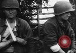 Image des prisonniers de guerre alliés France, 1944, de la seconde 16 séquences d'archives historiques vidéo 65675045597