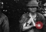 Image des prisonniers de guerre alliés France, 1944, de la seconde 18 séquences d'archives historiques vidéo 65675045597