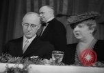 Image Prix Nobel New York United States USA, 1944, de la seconde 27 séquences d'archives historiques vidéo 65675045601