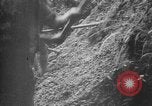 Immagine di Indigeni birmani La Birmania, 1944, secondo 57 filmato di repertorio 65675045604