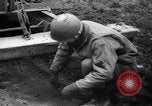Standbild USA Soldaten Europa, 1944, aus Sekunde 13 historischem Filmmaterial Videoclip 65675045605