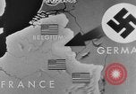 Standbild US Army Kriegsgefangenen und Deutsche Entwicklungen in der nähe von Malmedy Malmedy Belgien, 1944, aus Sekunde 3 historischem Filmmaterial Videoclip 65675045610