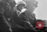 Standbild US Army Kriegsgefangenen und Deutsche Entwicklungen in der nähe von Malmedy Malmedy Belgien, 1944, aus Sekunde 17 historischem Filmmaterial Videoclip 65675045610
