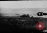 Standbild US Army Kriegsgefangenen und Deutsche Entwicklungen in der nähe von Malmedy Malmedy Belgien, 1944, aus Sekunde 27 historischem Filmmaterial Videoclip 65675045610