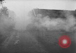 Standbild US Army Kriegsgefangenen und Deutsche Entwicklungen in der nähe von Malmedy Malmedy Belgien, 1944, aus Sekunde 33 historischem Filmmaterial Videoclip 65675045610
