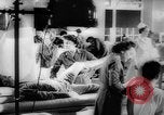 Standbild Verwundet Army Air Force Soldaten im Krieg Factory Denver Colorado USA, 1945, aus Sekunde 9 historischem Filmmaterial Videoclip 65675045613