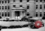 Standbild Verwundet Army Air Force Soldaten im Krieg Factory Denver Colorado USA, 1945, aus Sekunde 10 historischem Filmmaterial Videoclip 65675045613