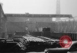 Standbild Verwundet Army Air Force Soldaten im Krieg Factory Denver Colorado USA, 1945, aus Sekunde 14 historischem Filmmaterial Videoclip 65675045613