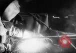 Standbild Verwundet Army Air Force Soldaten im Krieg Factory Denver Colorado USA, 1945, aus Sekunde 32 historischem Filmmaterial Videoclip 65675045613